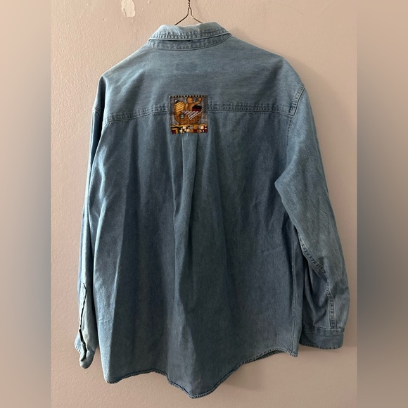 Vintage Basic Editions Blue Button Down Shirt with Pattern (Bear with Honey) - Picture 4 of 4